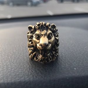 Gucci Lion ring